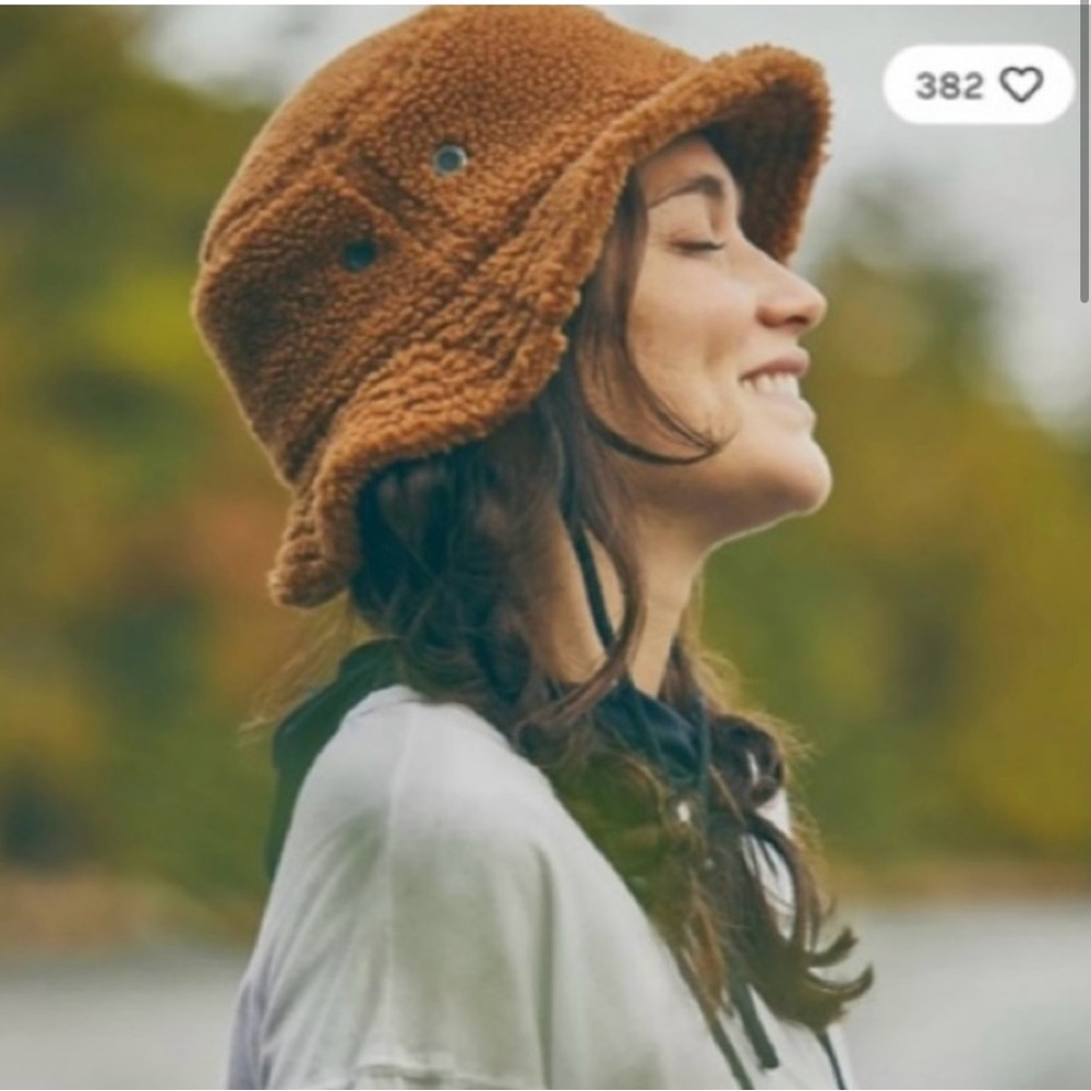 Kavu Fur Ball Boonie Plush Sherpa Fleece Bucket Hat